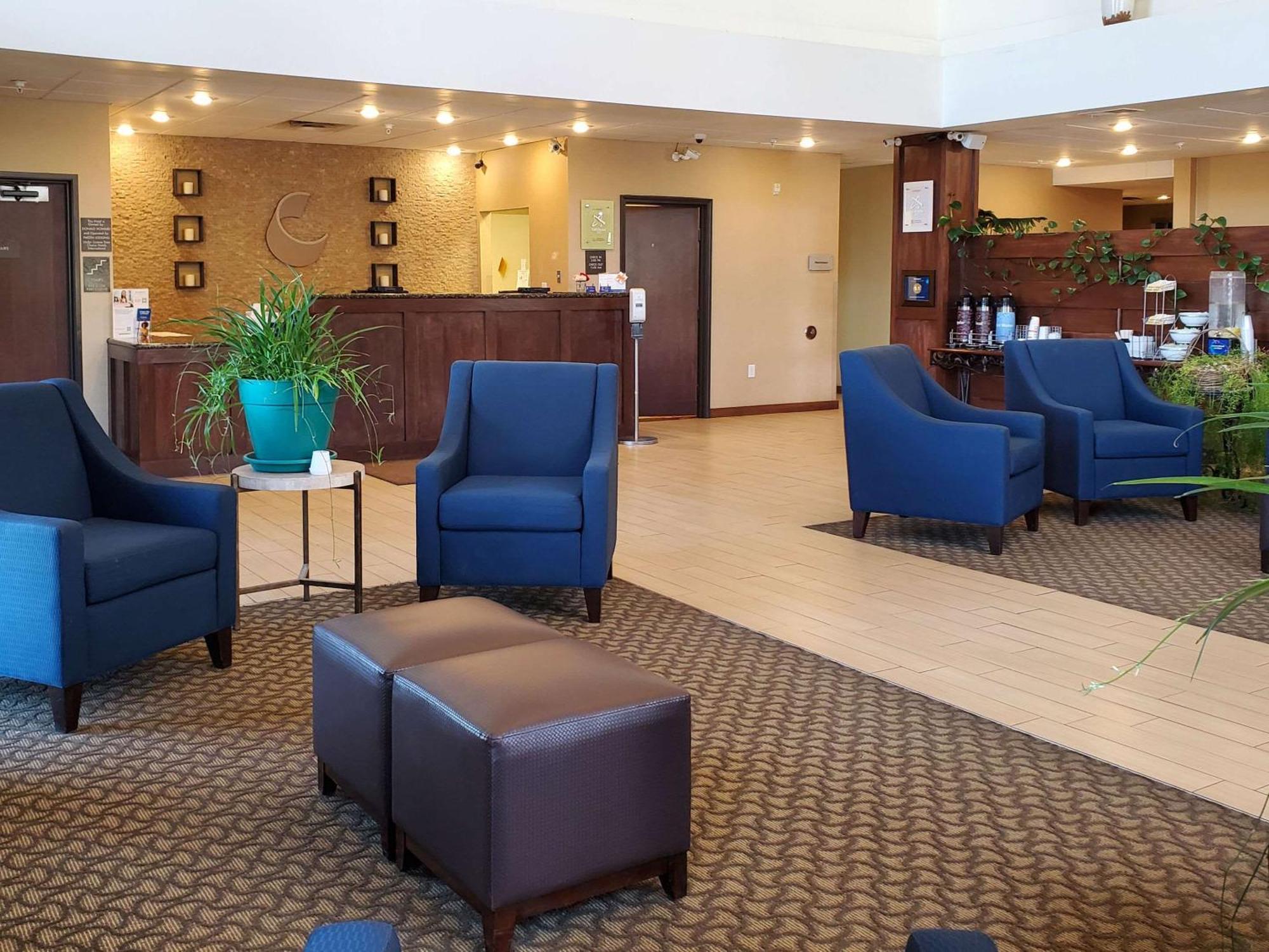 Comfort Suites Farmington Eksteriør billede