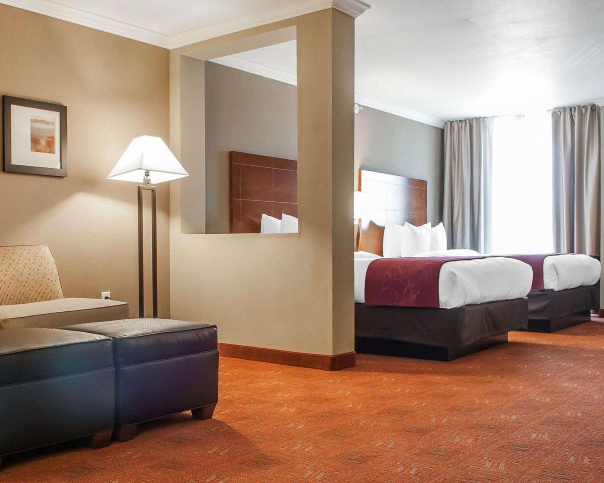 Comfort Suites Farmington Eksteriør billede