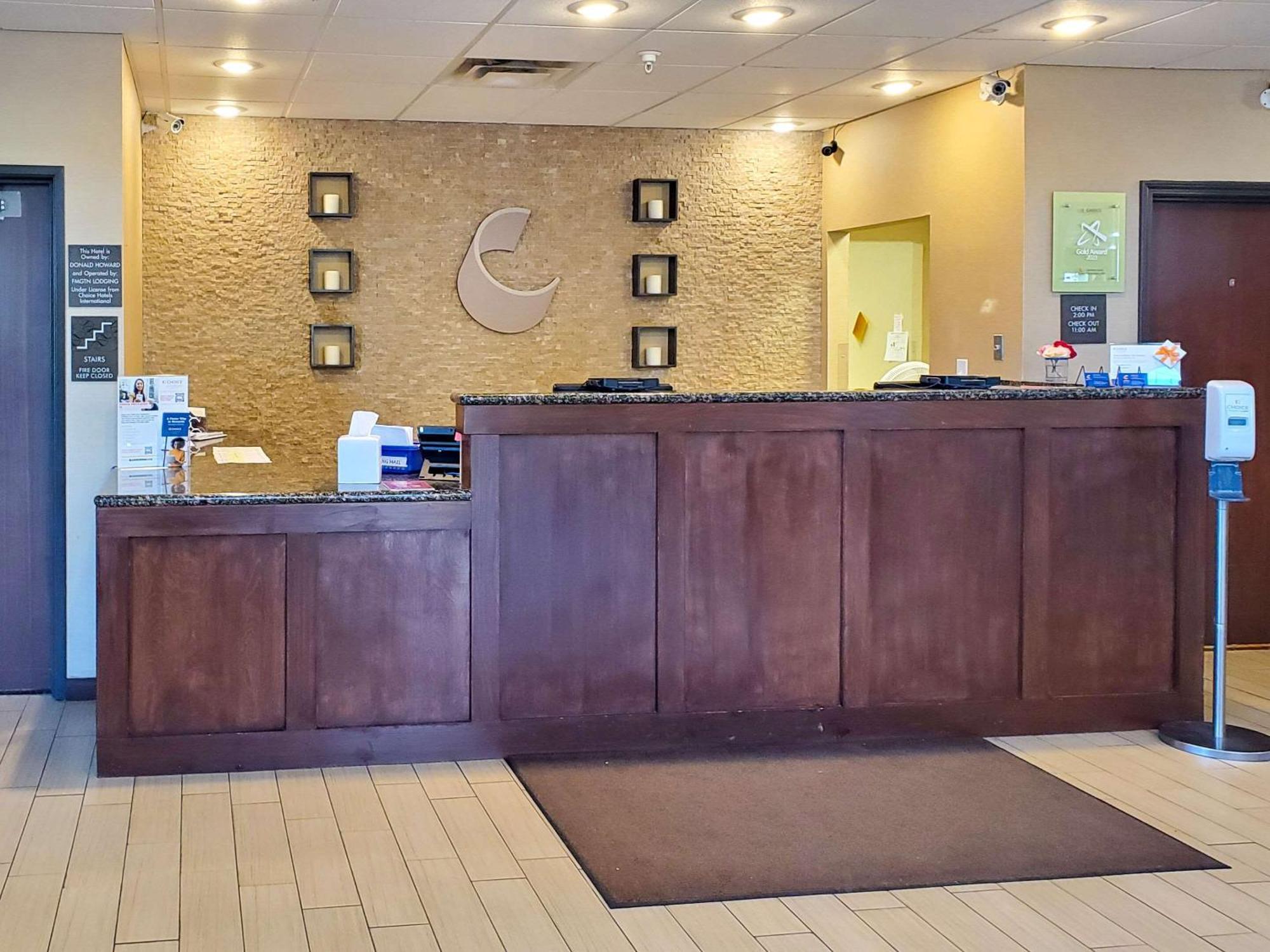 Comfort Suites Farmington Eksteriør billede