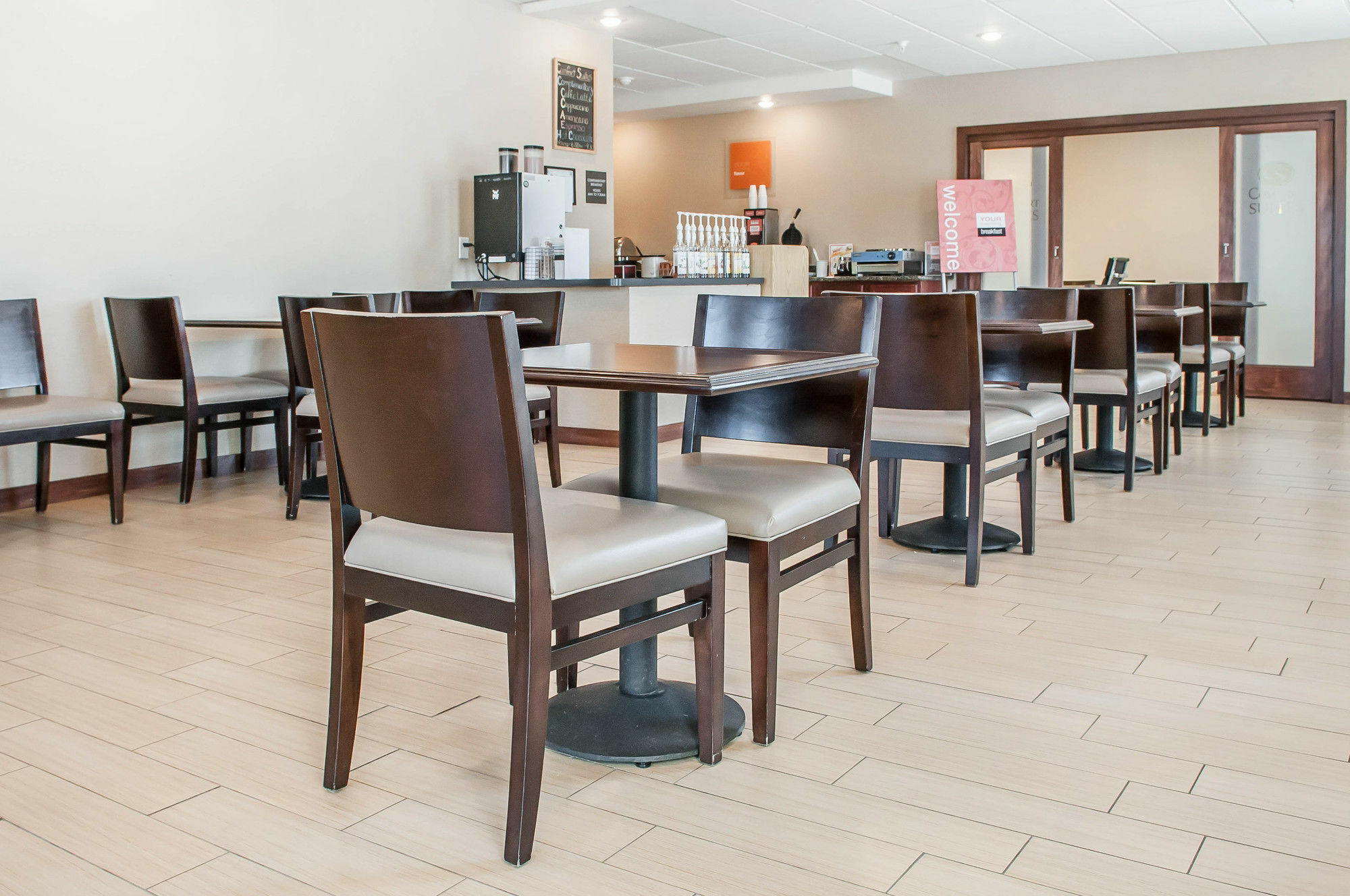 Comfort Suites Farmington Eksteriør billede